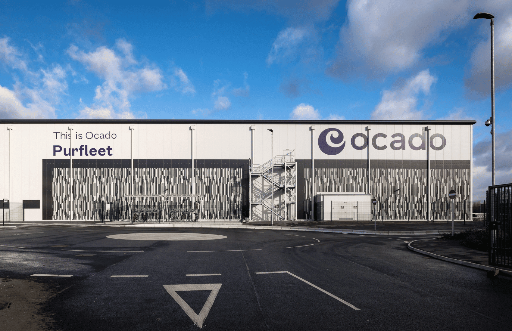 MBA - Customer Fulfilment Centre Purfleet - Projects 01